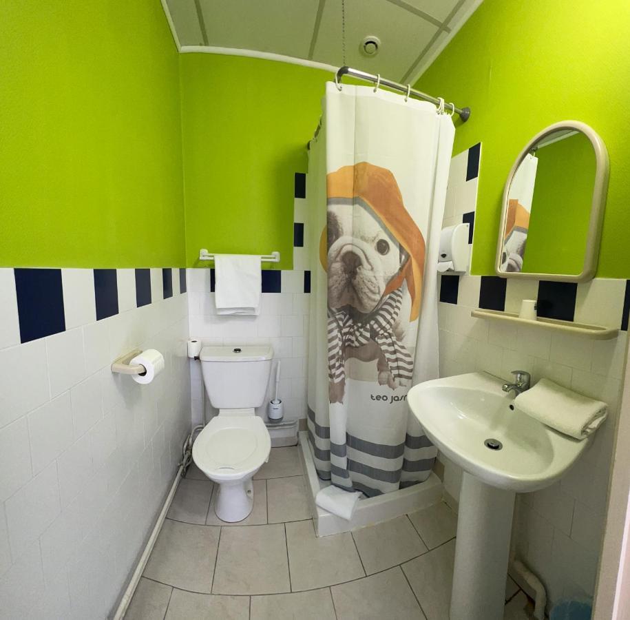 Le Petit Logis Hotel Beaumont-en-Veron Luaran gambar