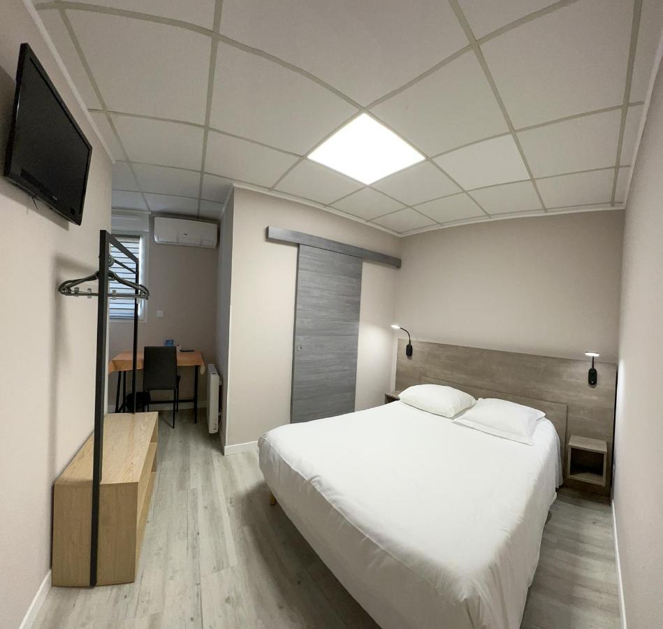 Le Petit Logis Hotel Beaumont-en-Veron Luaran gambar