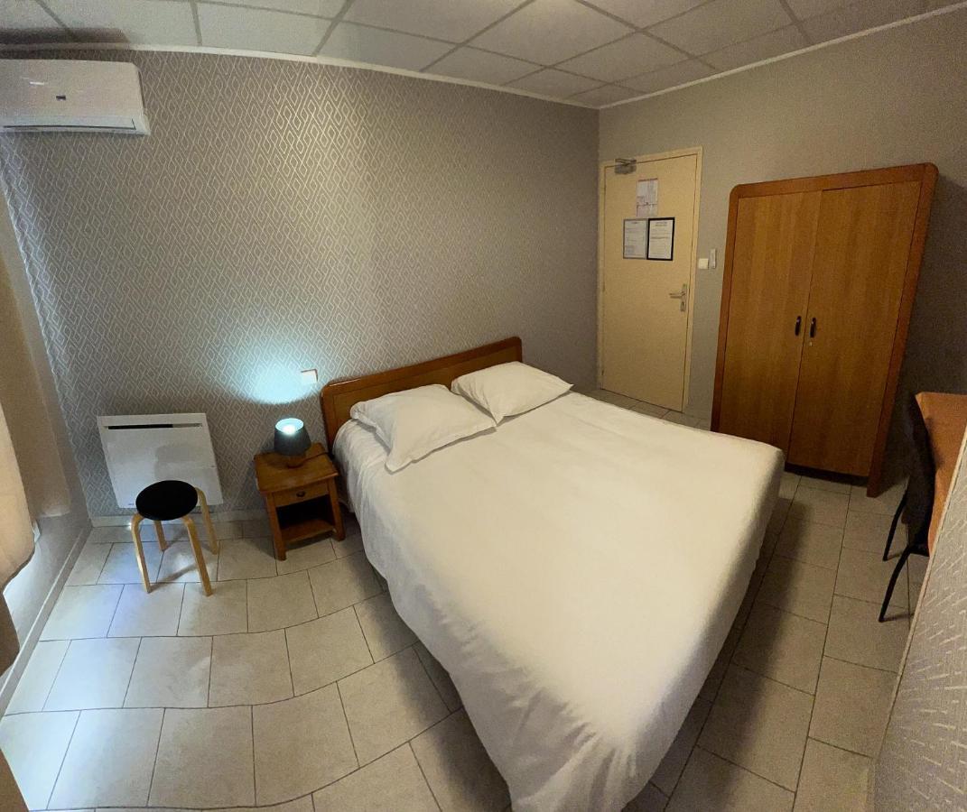 Le Petit Logis Hotel Beaumont-en-Veron Luaran gambar