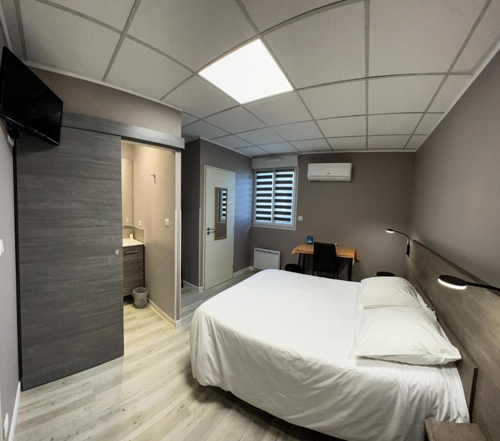 Le Petit Logis Hotel Beaumont-en-Veron Luaran gambar
