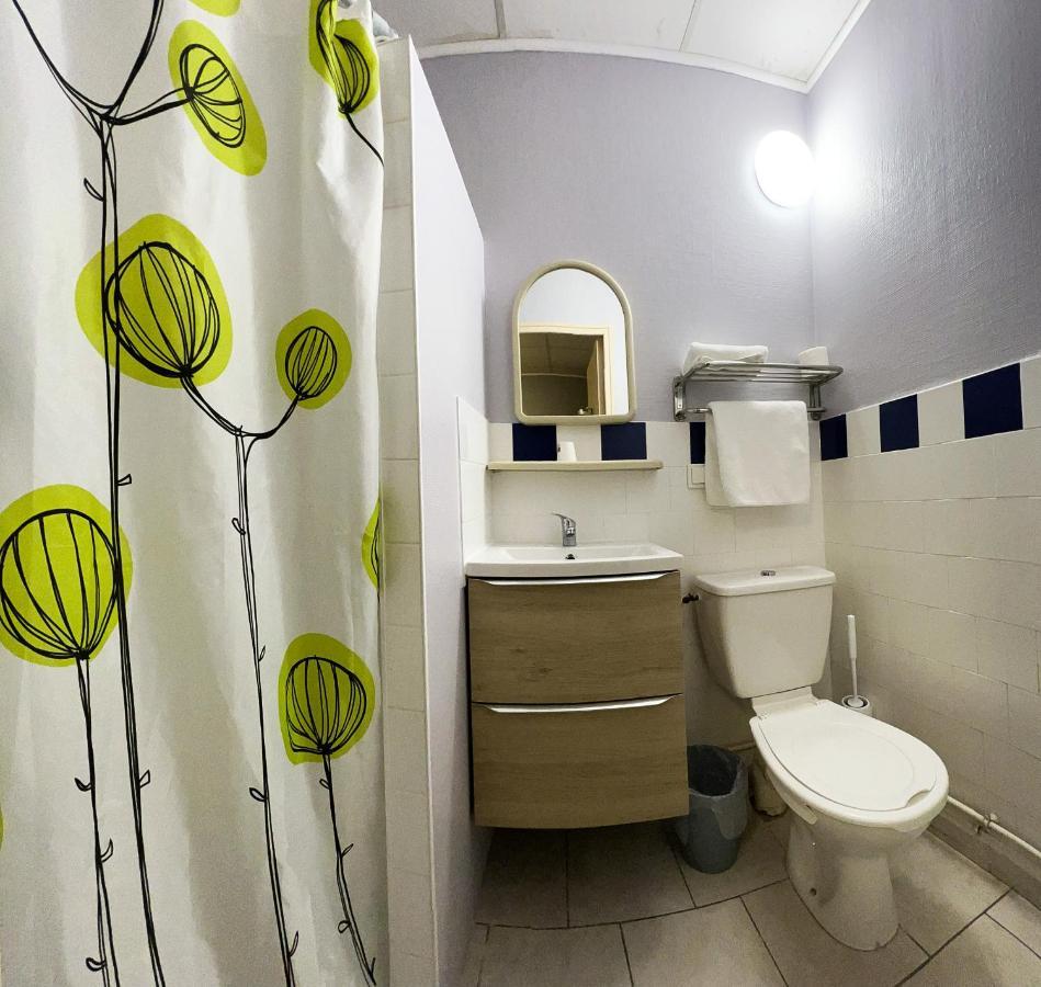 Le Petit Logis Hotel Beaumont-en-Veron Luaran gambar