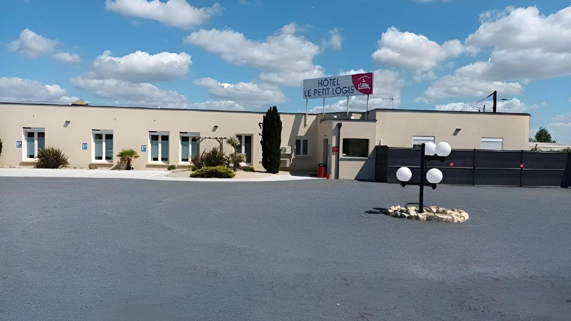 Le Petit Logis Hotel Beaumont-en-Veron Luaran gambar